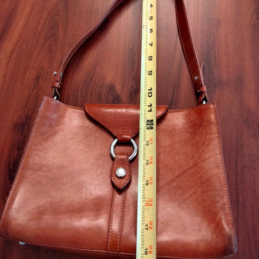 Dooney & Bourke saddle leather bag with brass trim - Picture 14 of 15